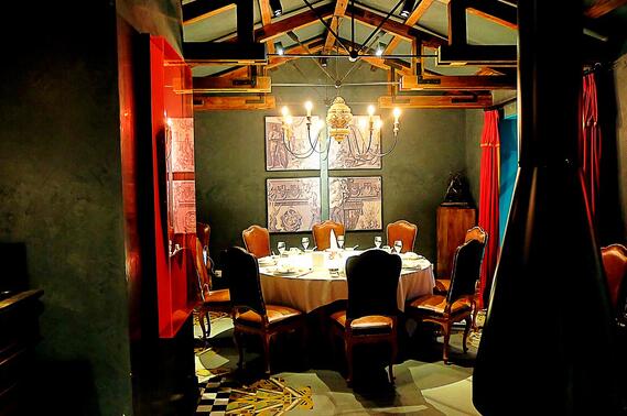 中式主題餐廳包廂設(shè)計(jì)效果圖